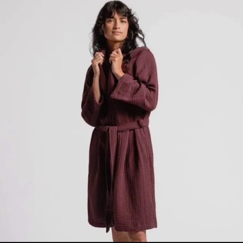 Parachute Cloud Cotton Robe in Burgundy